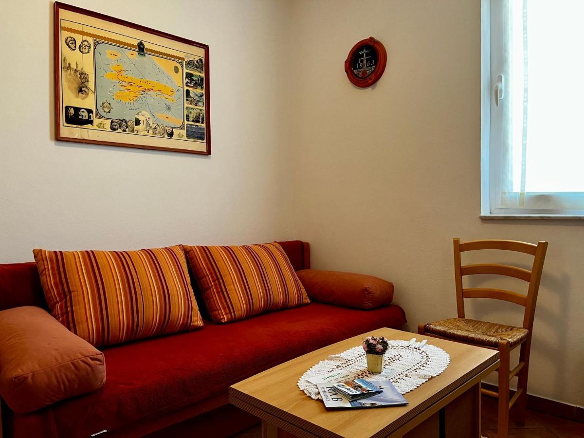 Apartments Maricic Banjol المظهر الخارجي الصورة