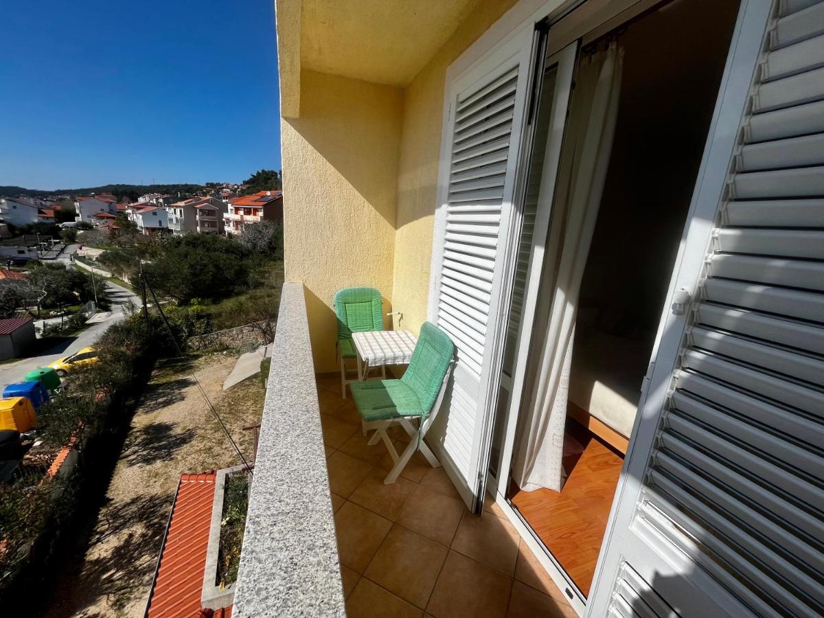 Apartments Maricic Banjol المظهر الخارجي الصورة